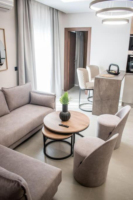 Heaven On The 7Th Apartment Tesalonika Bagian luar foto